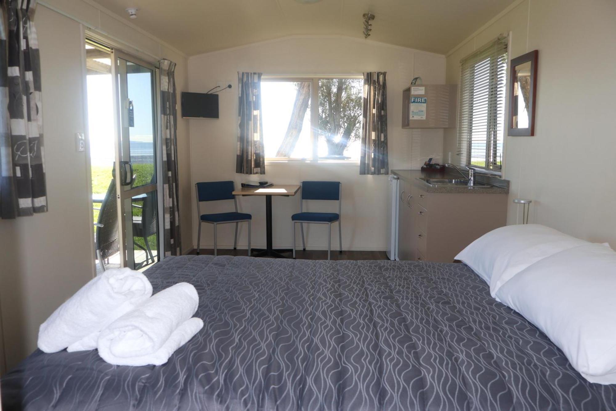 Pohara Beach Top 10 Holiday Park Exterior foto
